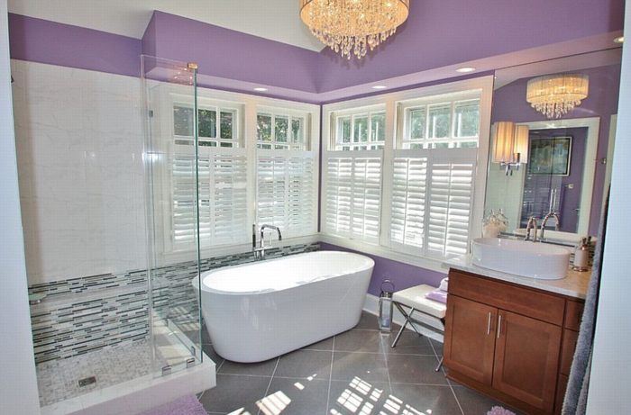 Thiết kế phòng tắm quyến rũ với màu tím 11